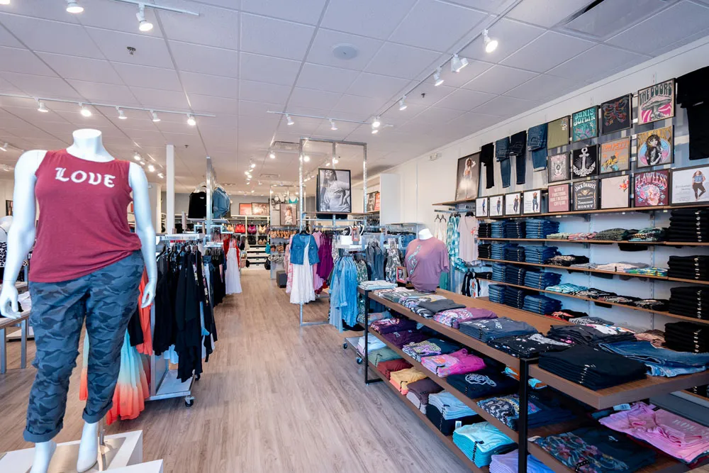 TORRID - Corona, CA - Image 4